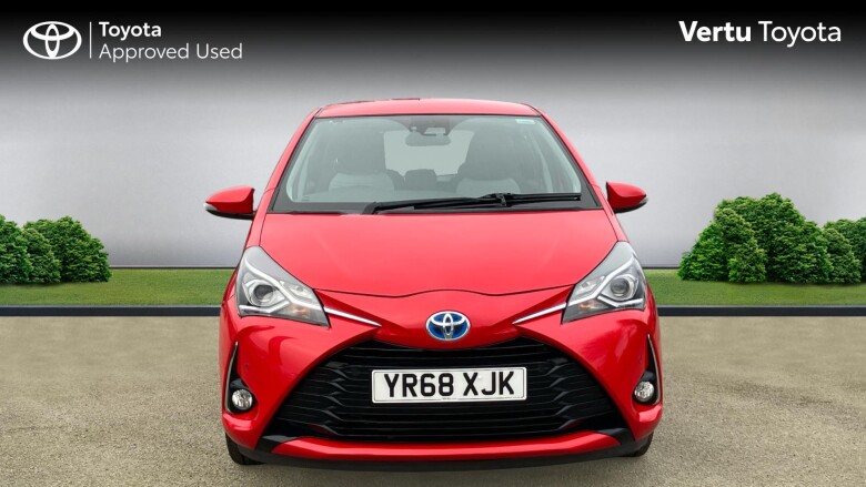 Toyota Yaris 1.5 Hybrid Icon Tech 5dr CVT Hybrid Hatchback